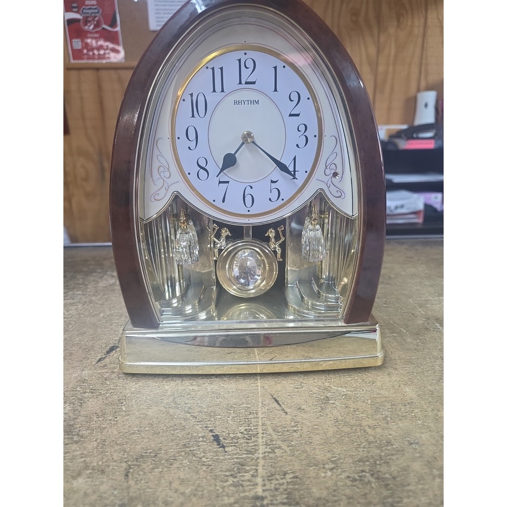 RHYTHM DWS Crystal Bell Musical Collectible Clock 12 Songs EUC Christmas TESTED